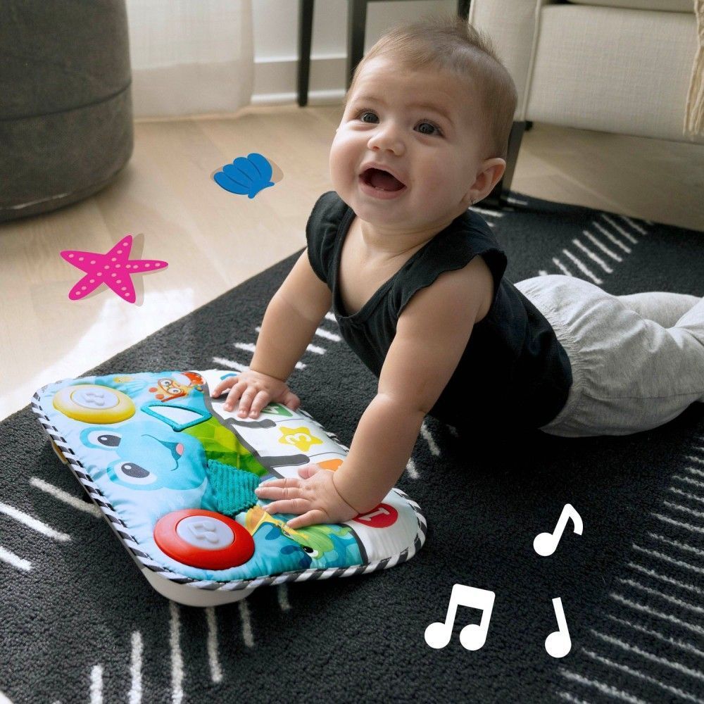 Музыкальная игрушка на кроватку Baby Einstein "Neptune`s Kick & Explore", с рождения