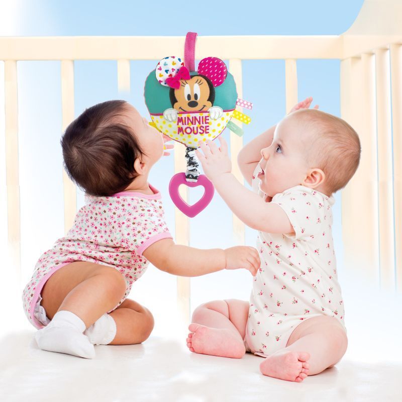 Музична іграшка на ліжечко Clementoni "Baby Minnie", серія "Disney Baby", з народження